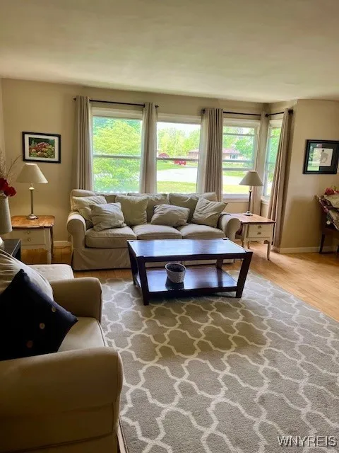 4441 East E Overlook Drive, Clarence, New York 142, Clarence, New York 14221, 3 Bedrooms Bedrooms, 6 Rooms Rooms,1 BathroomBathrooms,Residential,For Sale,4441 East E Overlook Drive, Clarence, New York 142,B1622656