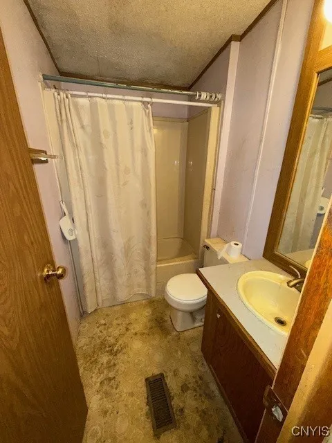 106 Johnson Road, Hastings, New York 13131, Hastings, New York 13131, 1 Bedroom Bedrooms, 8 Rooms Rooms,2 BathroomsBathrooms,Residential,Closed,106 Johnson Road, Hastings, New York 13131,0,S1623240
