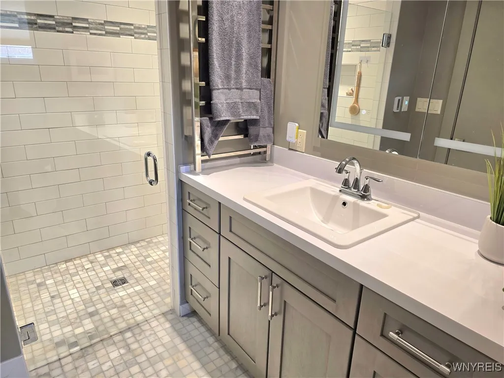 287 Fairlane Avenue Avenue, Tonawanda, New York 14, Tonawanda, New York 14150, 2 Bedrooms Bedrooms, 6 Rooms Rooms,2 BathroomsBathrooms,Residential,For Sale,287 Fairlane Avenue Avenue, Tonawanda, New York 14,B1622105