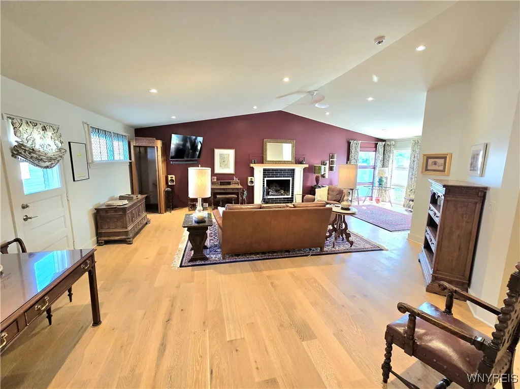 287 Fairlane Avenue Avenue, Tonawanda, New York 14, Tonawanda, New York 14150, 2 Bedrooms Bedrooms, 6 Rooms Rooms,2 BathroomsBathrooms,Residential,For Sale,287 Fairlane Avenue Avenue, Tonawanda, New York 14,B1622105