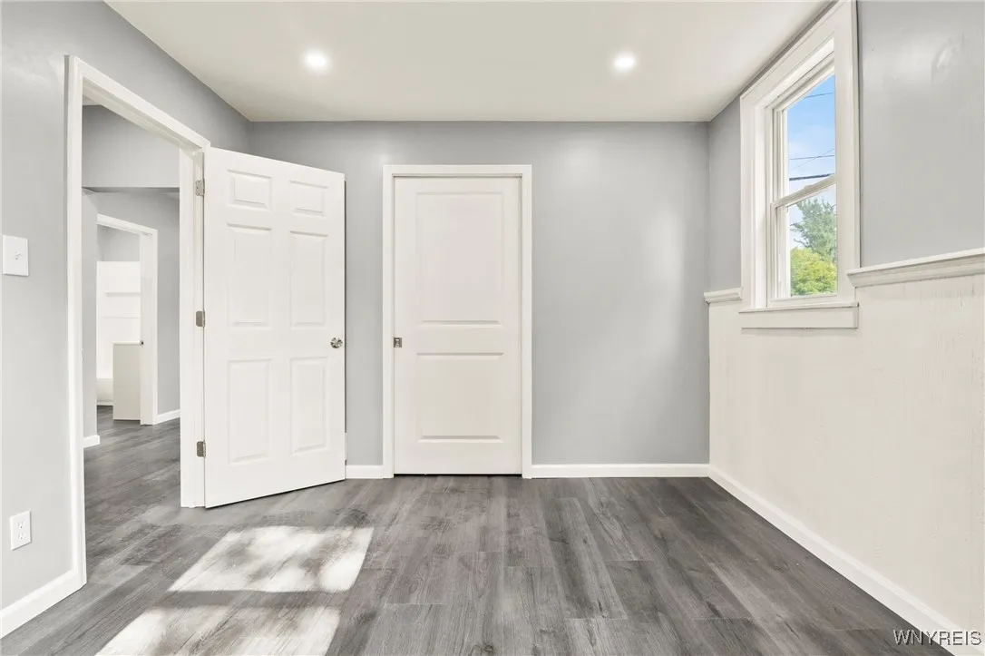 4603 South Park Avenue, Hamburg, New York 14075, Hamburg, New York 14075, 2 Bedrooms Bedrooms, 5 Rooms Rooms,1 BathroomBathrooms,Residential,For Sale,4603 South Park Avenue, Hamburg, New York 14075,B1623225