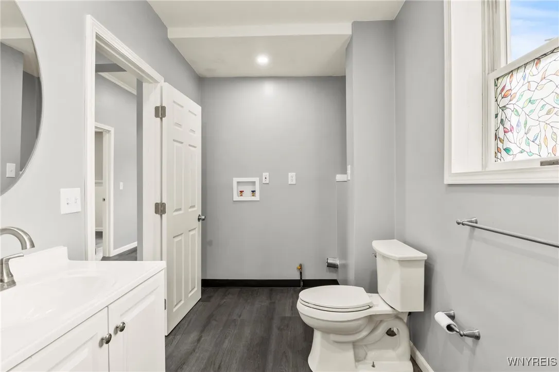 4603 South Park Avenue, Hamburg, New York 14075, Hamburg, New York 14075, 2 Bedrooms Bedrooms, 5 Rooms Rooms,1 BathroomBathrooms,Residential,For Sale,4603 South Park Avenue, Hamburg, New York 14075,B1623225