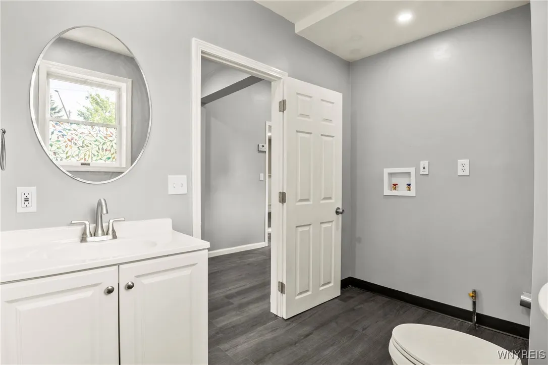 4603 South Park Avenue, Hamburg, New York 14075, Hamburg, New York 14075, 2 Bedrooms Bedrooms, 5 Rooms Rooms,1 BathroomBathrooms,Residential,For Sale,4603 South Park Avenue, Hamburg, New York 14075,B1623225