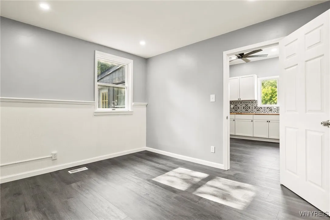 4603 South Park Avenue, Hamburg, New York 14075, Hamburg, New York 14075, 2 Bedrooms Bedrooms, 5 Rooms Rooms,1 BathroomBathrooms,Residential,For Sale,4603 South Park Avenue, Hamburg, New York 14075,B1623225