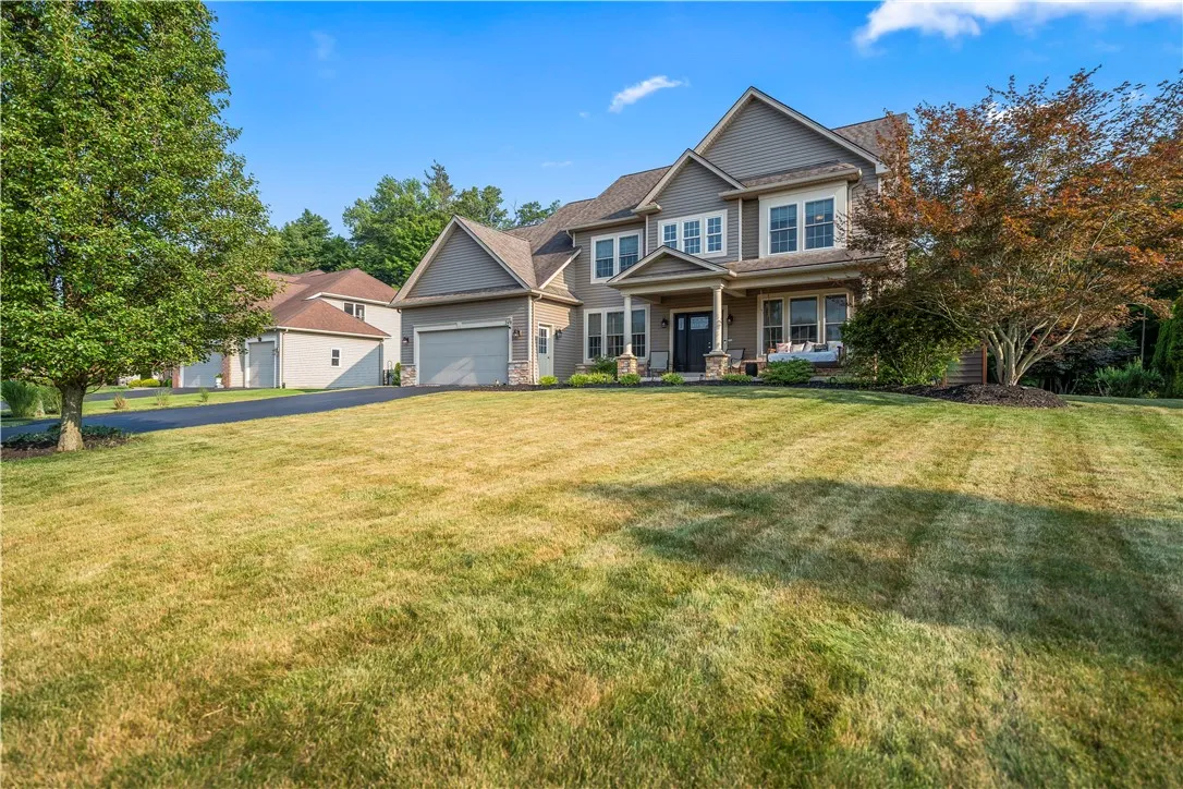 249 Gallant Fox Ln, Webster, New York 14580, Webster, New York 14580, 5 Bedrooms Bedrooms, 9 Rooms Rooms,2 BathroomsBathrooms,Residential,For Sale,249 Gallant Fox Ln, Webster, New York 14580,R1622823