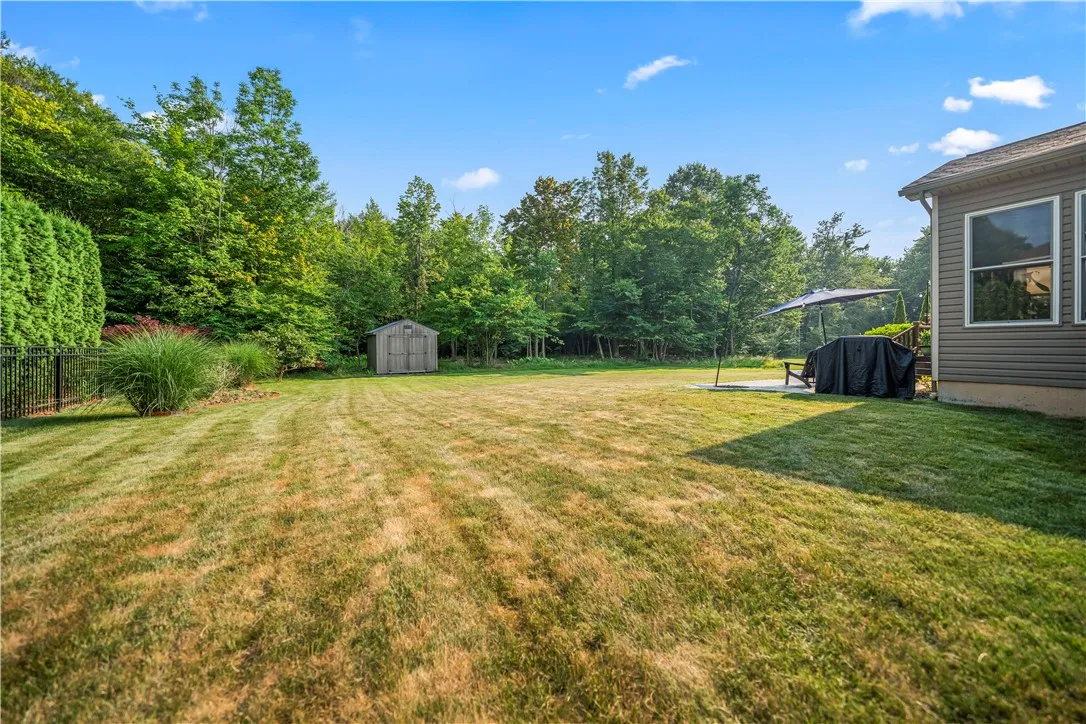 249 Gallant Fox Ln, Webster, New York 14580, Webster, New York 14580, 5 Bedrooms Bedrooms, 9 Rooms Rooms,2 BathroomsBathrooms,Residential,For Sale,249 Gallant Fox Ln, Webster, New York 14580,R1622823