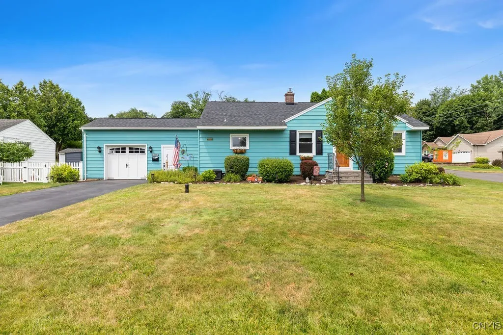 500 Walberta Road, Geddes, New York 13219, Geddes, New York 13219, 4 Bedrooms Bedrooms, 8 Rooms Rooms,1 BathroomBathrooms,Residential,For Sale,500 Walberta Road, Geddes, New York 13219,S1622731
