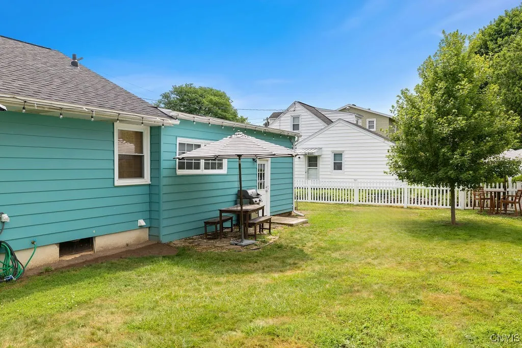 500 Walberta Road, Geddes, New York 13219, Geddes, New York 13219, 4 Bedrooms Bedrooms, 8 Rooms Rooms,1 BathroomBathrooms,Residential,For Sale,500 Walberta Road, Geddes, New York 13219,S1622731