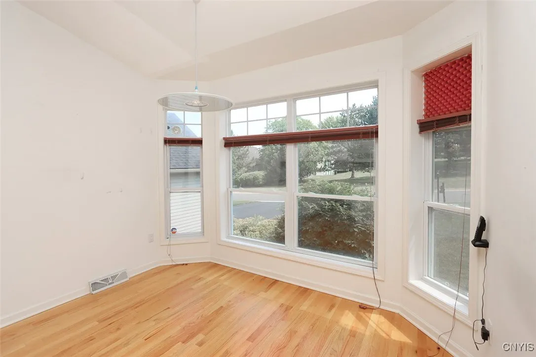 5189 Pointe East Drive, Dewitt, New York 13078, De Witt, New York 13078, 3 Bedrooms Bedrooms, 8 Rooms Rooms,2 BathroomsBathrooms,Residential,For Sale,5189 Pointe East Drive, Dewitt, New York 13078,S1622507