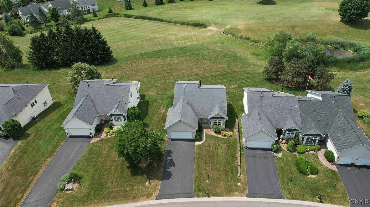 5189 Pointe East Drive, Dewitt, New York 13078, De Witt, New York 13078, 3 Bedrooms Bedrooms, 8 Rooms Rooms,2 BathroomsBathrooms,Residential,For Sale,5189 Pointe East Drive, Dewitt, New York 13078,S1622507