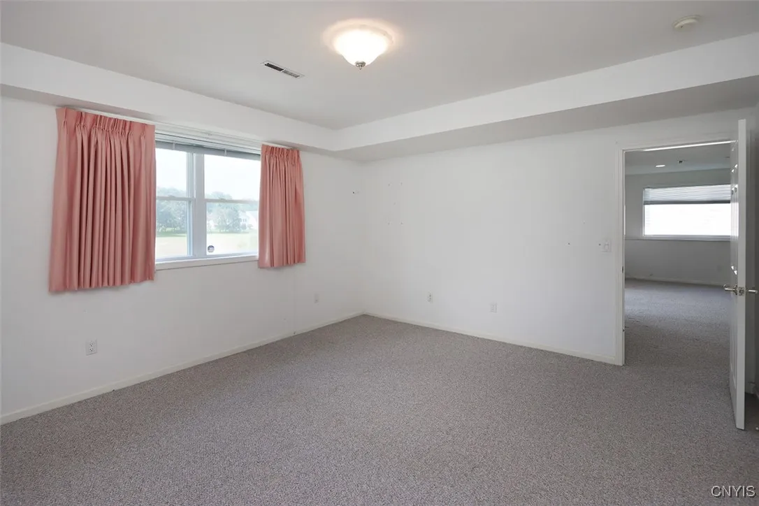 5189 Pointe East Drive, Dewitt, New York 13078, De Witt, New York 13078, 3 Bedrooms Bedrooms, 8 Rooms Rooms,2 BathroomsBathrooms,Residential,For Sale,5189 Pointe East Drive, Dewitt, New York 13078,S1622507