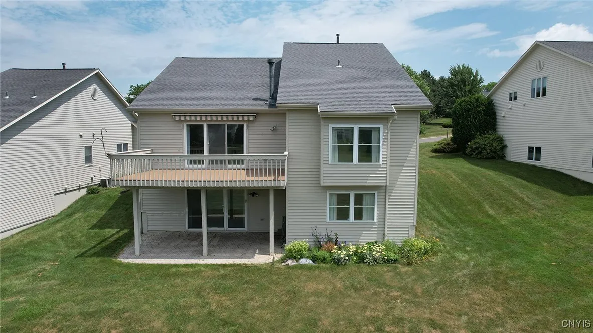5189 Pointe East Drive, Dewitt, New York 13078, De Witt, New York 13078, 3 Bedrooms Bedrooms, 8 Rooms Rooms,2 BathroomsBathrooms,Residential,For Sale,5189 Pointe East Drive, Dewitt, New York 13078,S1622507