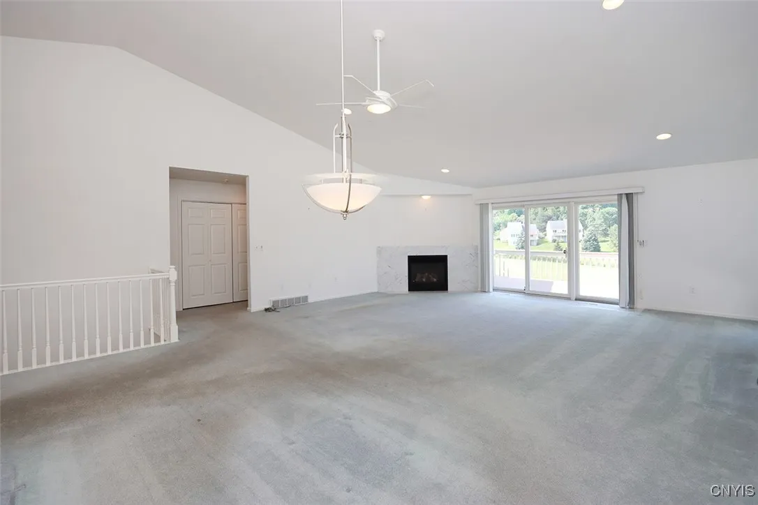 5189 Pointe East Drive, Dewitt, New York 13078, De Witt, New York 13078, 3 Bedrooms Bedrooms, 8 Rooms Rooms,2 BathroomsBathrooms,Residential,For Sale,5189 Pointe East Drive, Dewitt, New York 13078,S1622507