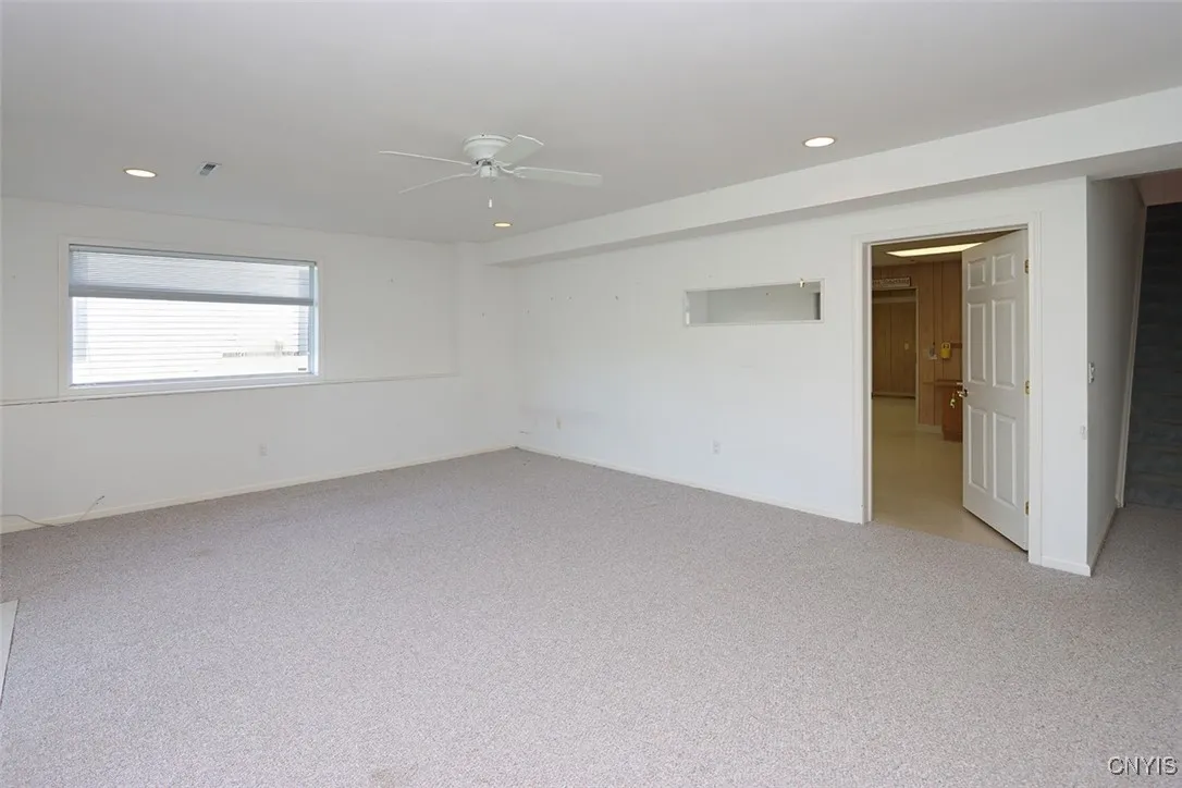 5189 Pointe East Drive, Dewitt, New York 13078, De Witt, New York 13078, 3 Bedrooms Bedrooms, 8 Rooms Rooms,2 BathroomsBathrooms,Residential,For Sale,5189 Pointe East Drive, Dewitt, New York 13078,S1622507