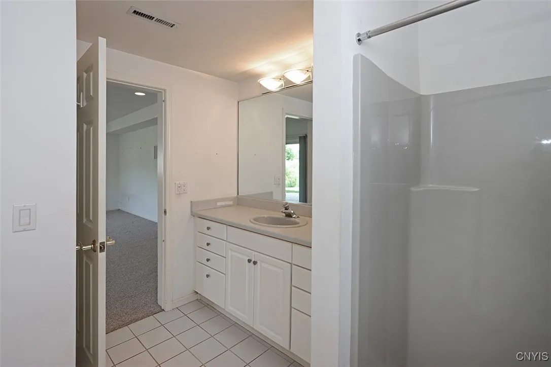 5189 Pointe East Drive, Dewitt, New York 13078, De Witt, New York 13078, 3 Bedrooms Bedrooms, 8 Rooms Rooms,2 BathroomsBathrooms,Residential,For Sale,5189 Pointe East Drive, Dewitt, New York 13078,S1622507