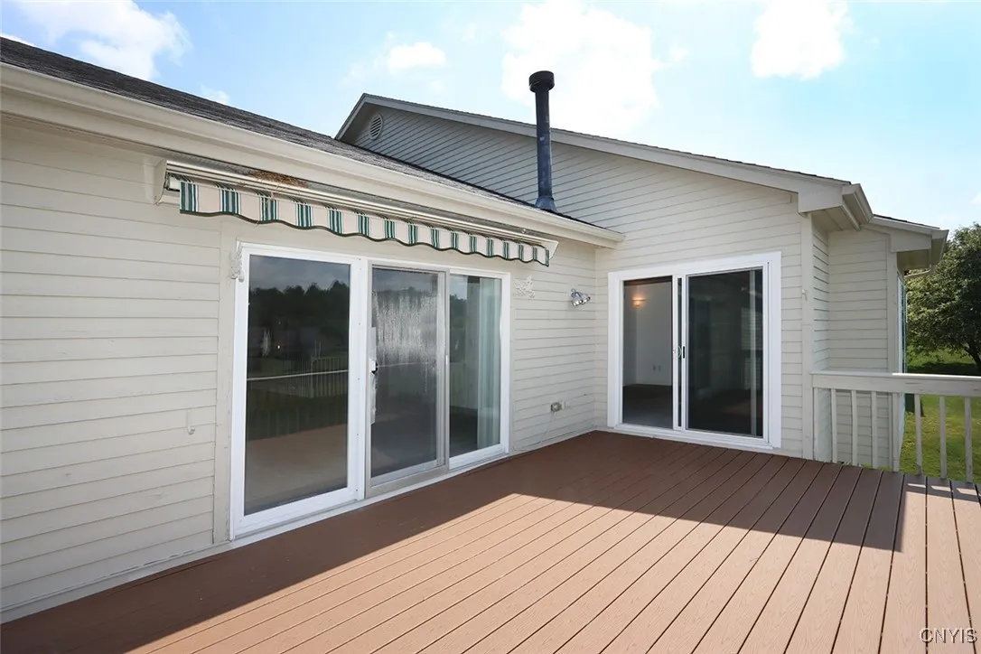 5189 Pointe East Drive, Dewitt, New York 13078, De Witt, New York 13078, 3 Bedrooms Bedrooms, 8 Rooms Rooms,2 BathroomsBathrooms,Residential,For Sale,5189 Pointe East Drive, Dewitt, New York 13078,S1622507