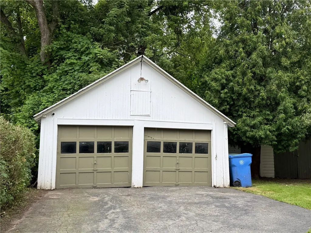 783 Post Avenue, Rochester, New York 14619, Rochester, New York 14619, 3 Bedrooms Bedrooms, 6 Rooms Rooms,1 BathroomBathrooms,Residential,For Sale,783 Post Avenue, Rochester, New York 14619,R1623044