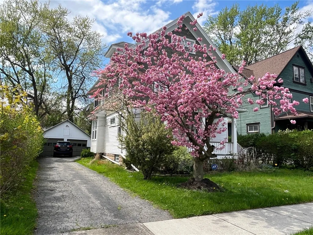 783 Post Avenue, Rochester, New York 14619, Rochester, New York 14619, 3 Bedrooms Bedrooms, 6 Rooms Rooms,1 BathroomBathrooms,Residential,For Sale,783 Post Avenue, Rochester, New York 14619,R1623044