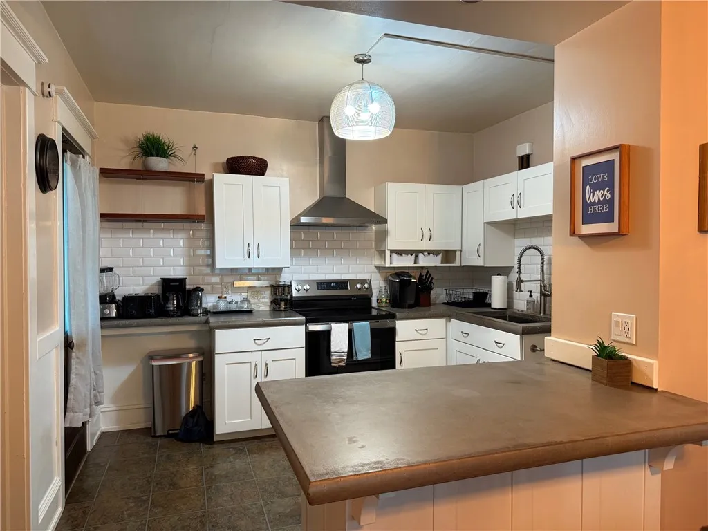 783 Post Avenue, Rochester, New York 14619, Rochester, New York 14619, 3 Bedrooms Bedrooms, 6 Rooms Rooms,1 BathroomBathrooms,Residential,For Sale,783 Post Avenue, Rochester, New York 14619,R1623044