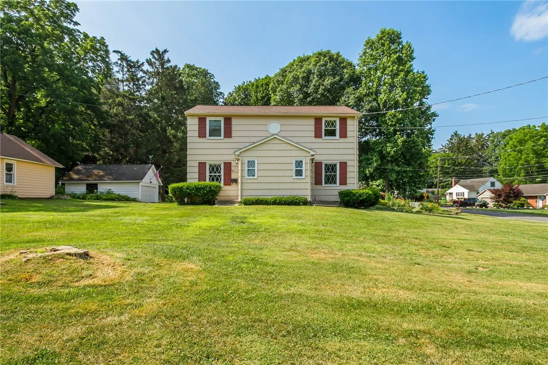 827 Harmon Road, Penfield, New York 14526, Penfield, New York 14526, 4 Bedrooms Bedrooms, ,2 BathroomsBathrooms,Residential,For Sale,827 Harmon Road, Penfield, New York 14526,R1621494