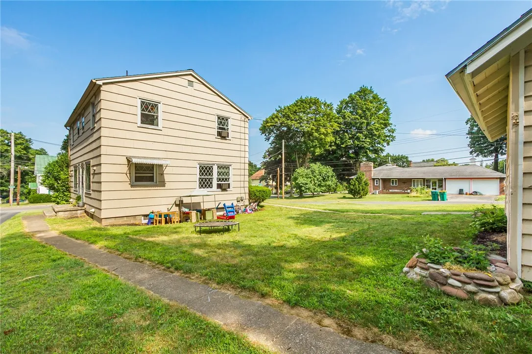 827 Harmon Road, Penfield, New York 14526, Penfield, New York 14526, 4 Bedrooms Bedrooms, ,2 BathroomsBathrooms,Residential,For Sale,827 Harmon Road, Penfield, New York 14526,R1621494
