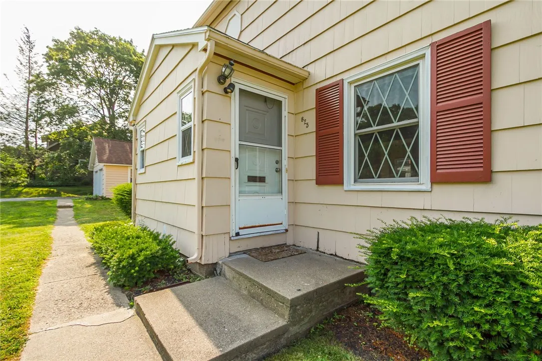 827 Harmon Road, Penfield, New York 14526, Penfield, New York 14526, 4 Bedrooms Bedrooms, ,2 BathroomsBathrooms,Residential,For Sale,827 Harmon Road, Penfield, New York 14526,R1621494