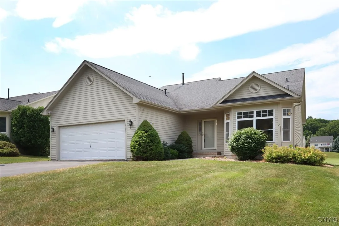 5189 Pointe East Drive, Dewitt, New York 13078, De Witt, New York 13078, 3 Bedrooms Bedrooms, 8 Rooms Rooms,2 BathroomsBathrooms,Residential,For Sale,5189 Pointe East Drive, Dewitt, New York 13078,S1623252