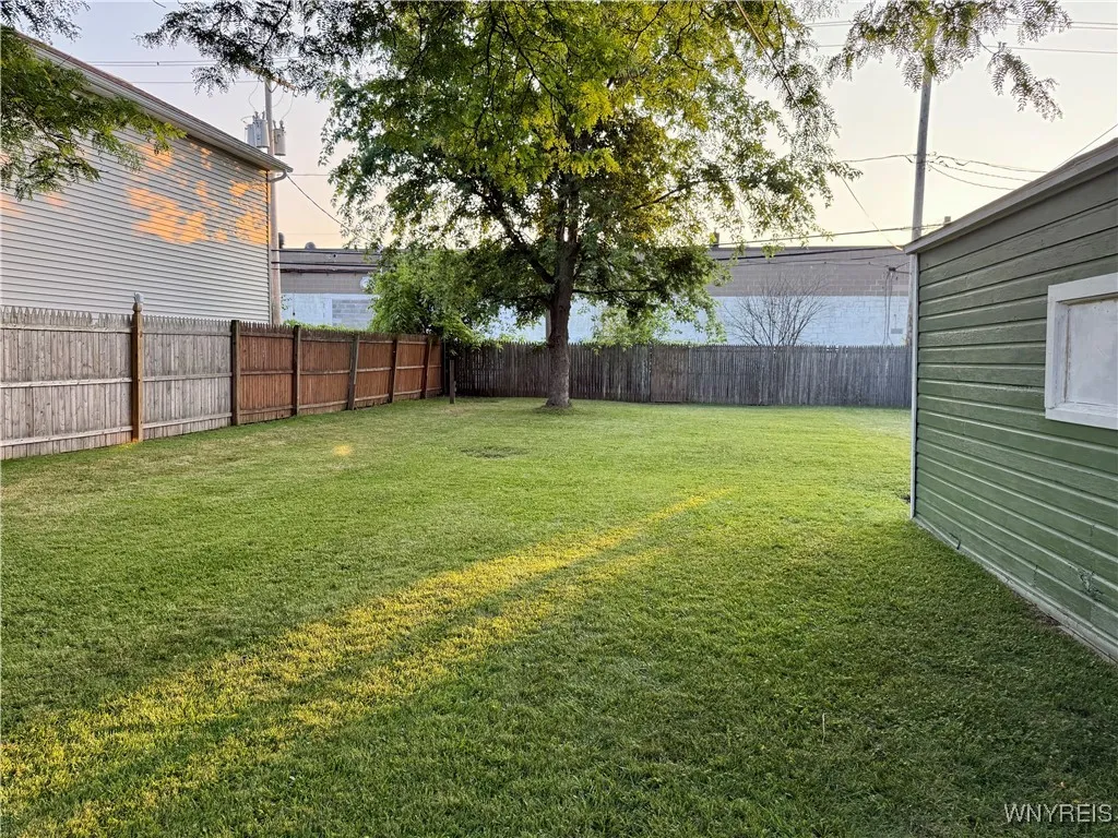 84 Rockland Road, Tonawanda, New York 14150, Tonawanda, New York 14150, 3 Bedrooms Bedrooms, 6 Rooms Rooms,1 BathroomBathrooms,Residential,For Sale,84 Rockland Road, Tonawanda, New York 14150,B1623222