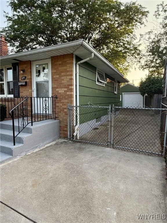 84 Rockland Road, Tonawanda, New York 14150, Tonawanda, New York 14150, 3 Bedrooms Bedrooms, 6 Rooms Rooms,1 BathroomBathrooms,Residential,For Sale,84 Rockland Road, Tonawanda, New York 14150,B1623222