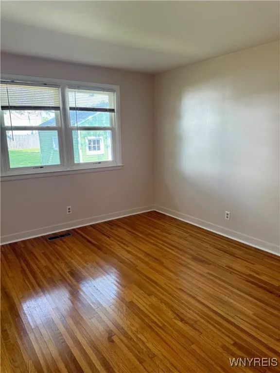 84 Rockland Road, Tonawanda, New York 14150, Tonawanda, New York 14150, 3 Bedrooms Bedrooms, 6 Rooms Rooms,1 BathroomBathrooms,Residential,For Sale,84 Rockland Road, Tonawanda, New York 14150,B1623222