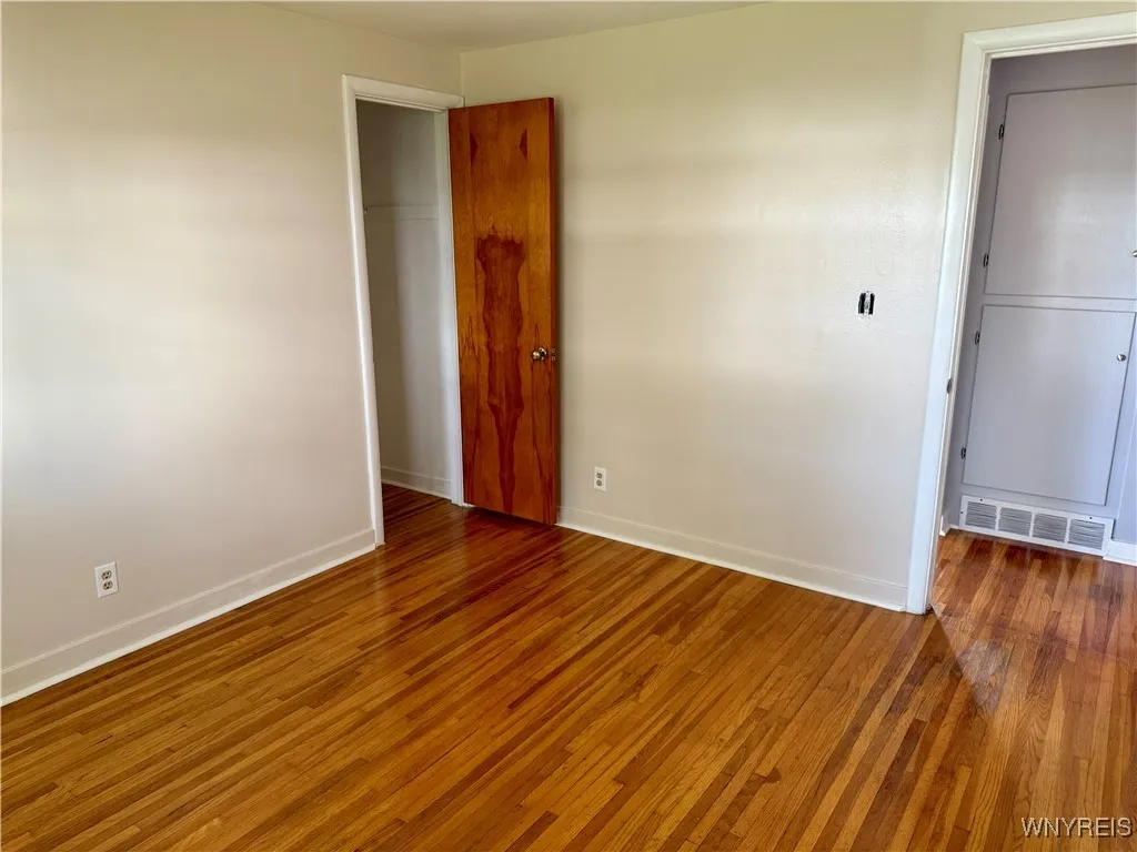 84 Rockland Road, Tonawanda, New York 14150, Tonawanda, New York 14150, 3 Bedrooms Bedrooms, 6 Rooms Rooms,1 BathroomBathrooms,Residential,For Sale,84 Rockland Road, Tonawanda, New York 14150,B1623222