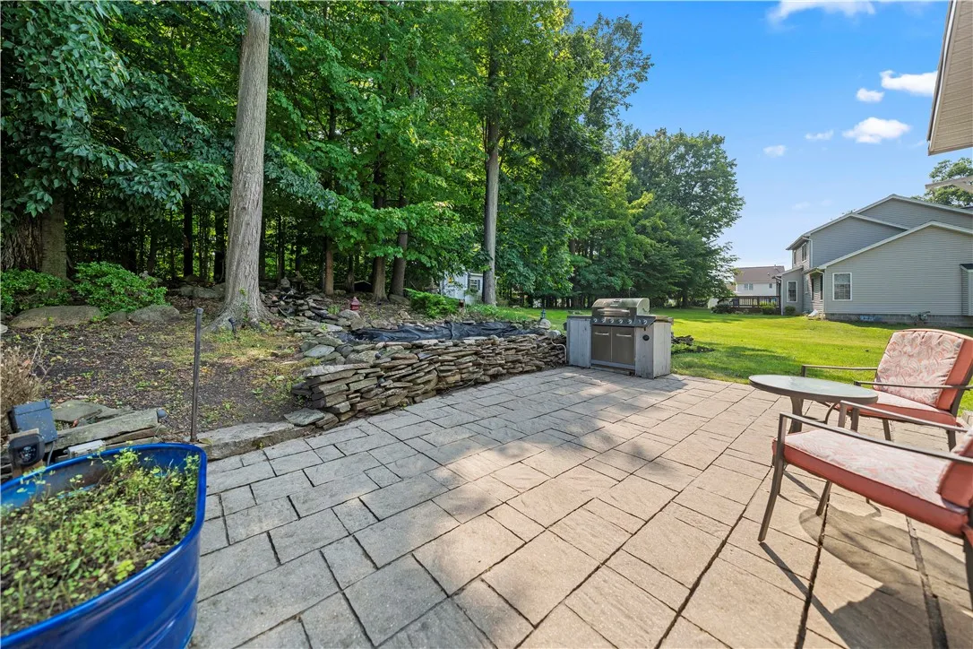 22 Jewelberry Dr, Penfield, New York 14580, Penfield, New York 14580, 3 Bedrooms Bedrooms, 9 Rooms Rooms,2 BathroomsBathrooms,Residential,For Sale,22 Jewelberry Dr, Penfield, New York 14580,R1622081