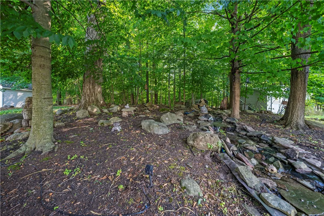 22 Jewelberry Dr, Penfield, New York 14580, Penfield, New York 14580, 3 Bedrooms Bedrooms, 9 Rooms Rooms,2 BathroomsBathrooms,Residential,For Sale,22 Jewelberry Dr, Penfield, New York 14580,R1622081