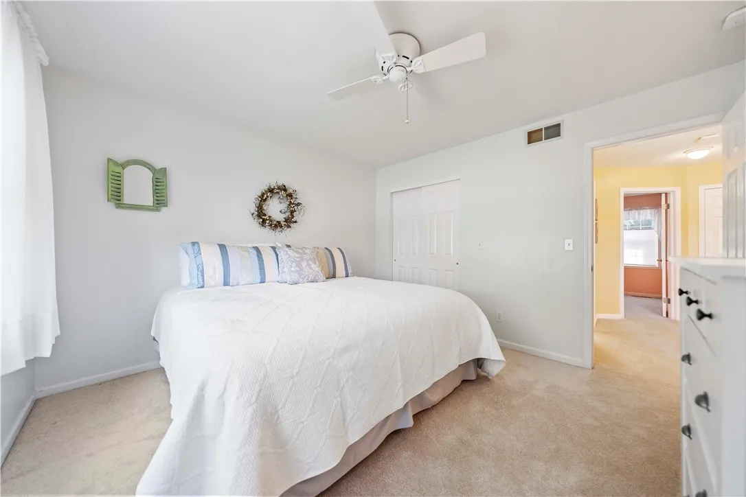 22 Jewelberry Dr, Penfield, New York 14580, Penfield, New York 14580, 3 Bedrooms Bedrooms, 9 Rooms Rooms,2 BathroomsBathrooms,Residential,For Sale,22 Jewelberry Dr, Penfield, New York 14580,R1622081