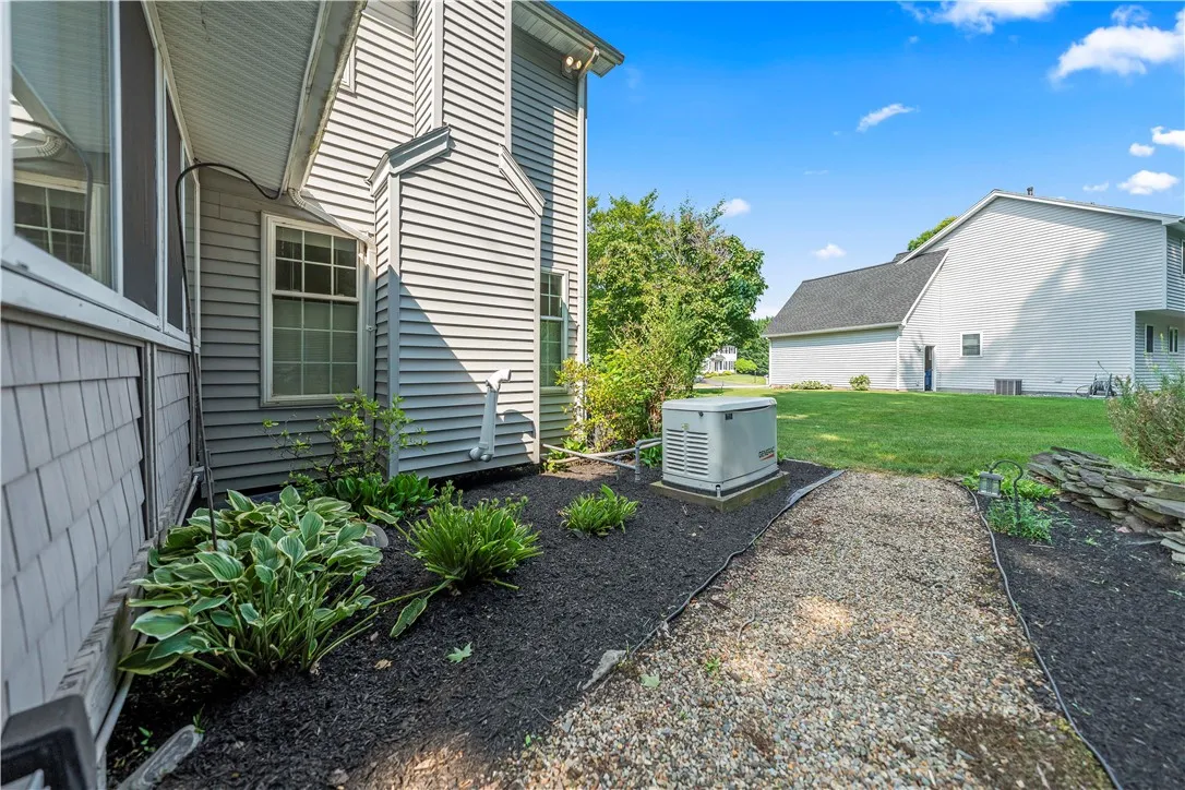 22 Jewelberry Dr, Penfield, New York 14580, Penfield, New York 14580, 3 Bedrooms Bedrooms, 9 Rooms Rooms,2 BathroomsBathrooms,Residential,For Sale,22 Jewelberry Dr, Penfield, New York 14580,R1622081