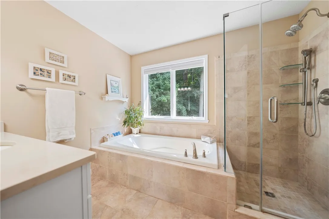 22 Jewelberry Dr, Penfield, New York 14580, Penfield, New York 14580, 3 Bedrooms Bedrooms, 9 Rooms Rooms,2 BathroomsBathrooms,Residential,For Sale,22 Jewelberry Dr, Penfield, New York 14580,R1622081