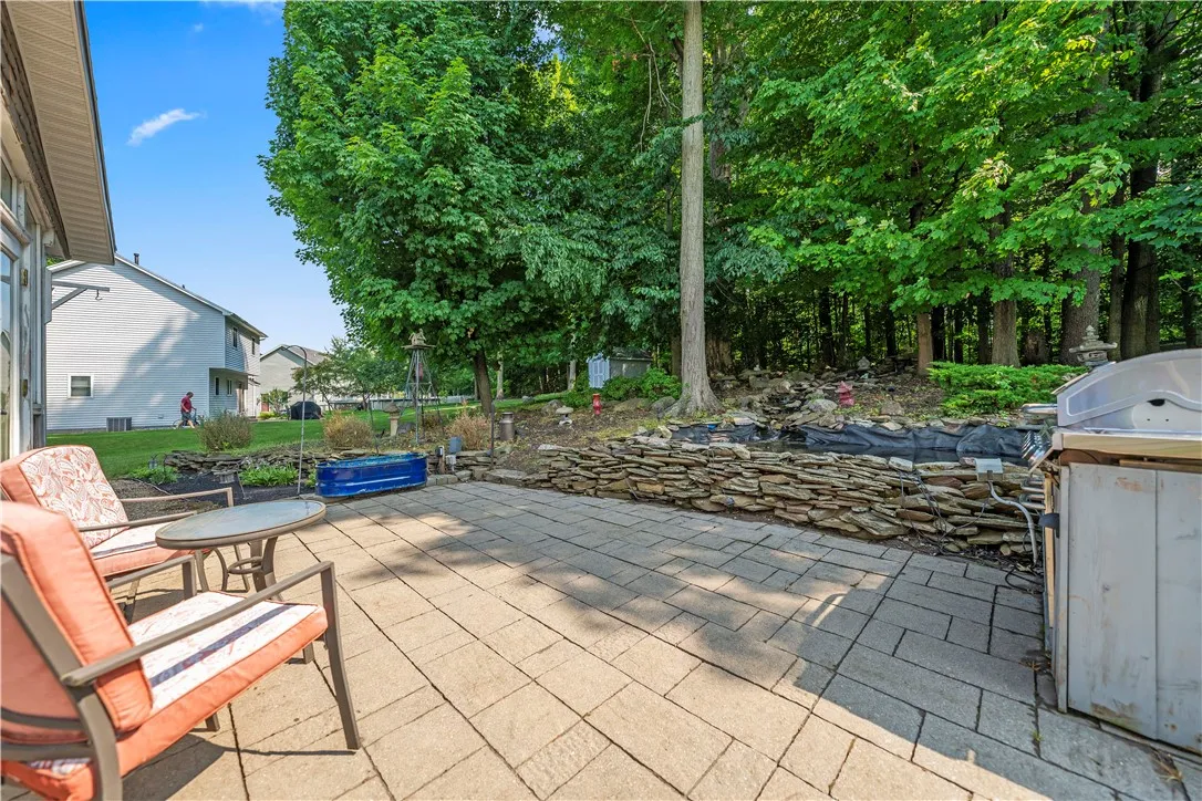22 Jewelberry Dr, Penfield, New York 14580, Penfield, New York 14580, 3 Bedrooms Bedrooms, 9 Rooms Rooms,2 BathroomsBathrooms,Residential,For Sale,22 Jewelberry Dr, Penfield, New York 14580,R1622081