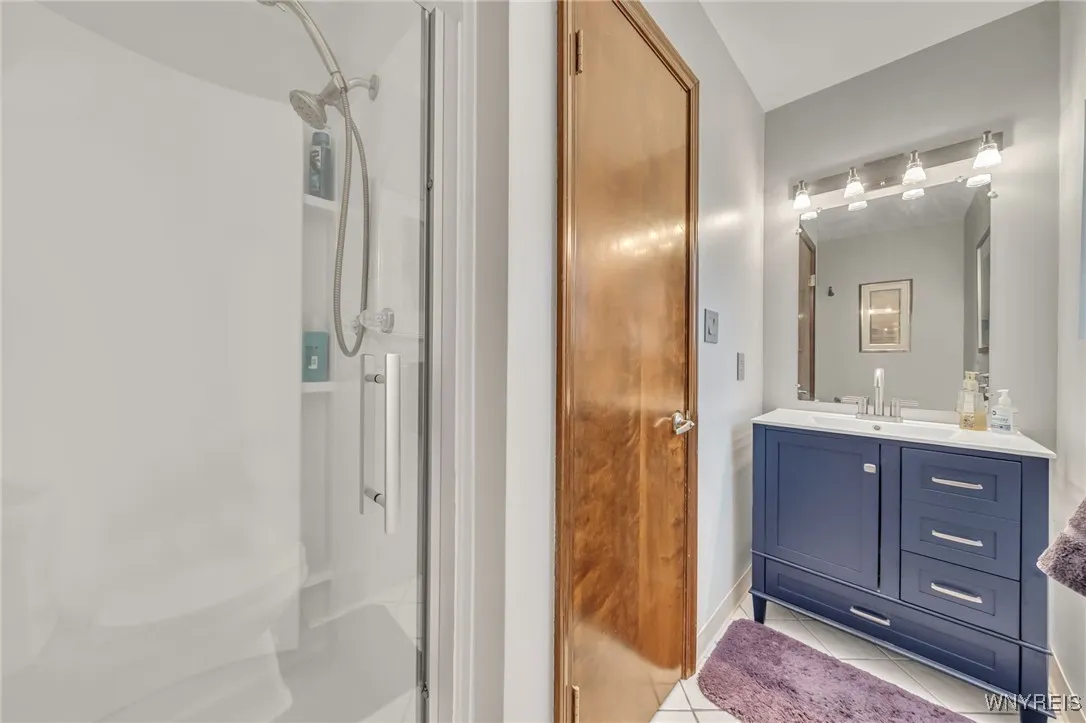8325 Ziblut Court, Niagara, New York 14304, Niagara, New York 14304, 3 Bedrooms Bedrooms, 12 Rooms Rooms,3 BathroomsBathrooms,Residential,For Sale,8325 Ziblut Court, Niagara, New York 14304,B1622601