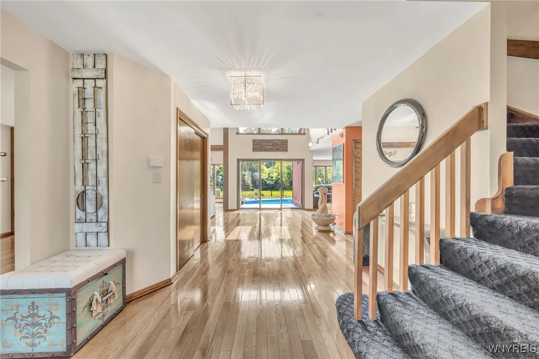 8325 Ziblut Court, Niagara, New York 14304, Niagara, New York 14304, 3 Bedrooms Bedrooms, 12 Rooms Rooms,3 BathroomsBathrooms,Residential,For Sale,8325 Ziblut Court, Niagara, New York 14304,B1622601