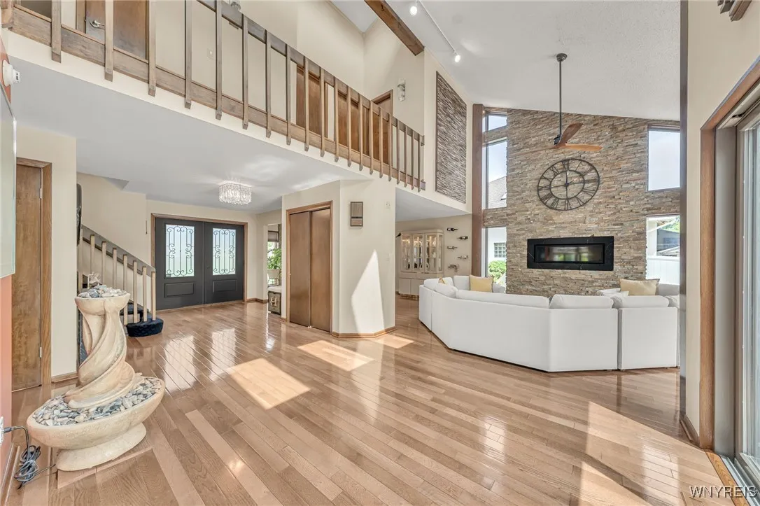 8325 Ziblut Court, Niagara, New York 14304, Niagara, New York 14304, 3 Bedrooms Bedrooms, 12 Rooms Rooms,3 BathroomsBathrooms,Residential,For Sale,8325 Ziblut Court, Niagara, New York 14304,B1622601