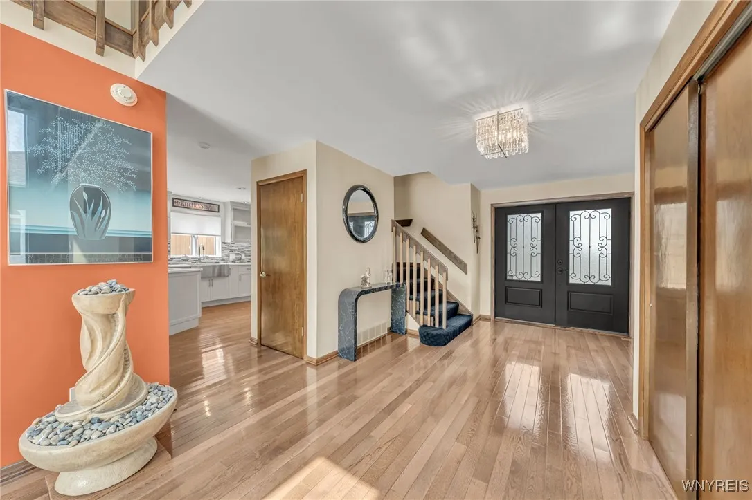 8325 Ziblut Court, Niagara, New York 14304, Niagara, New York 14304, 3 Bedrooms Bedrooms, 12 Rooms Rooms,3 BathroomsBathrooms,Residential,For Sale,8325 Ziblut Court, Niagara, New York 14304,B1622601