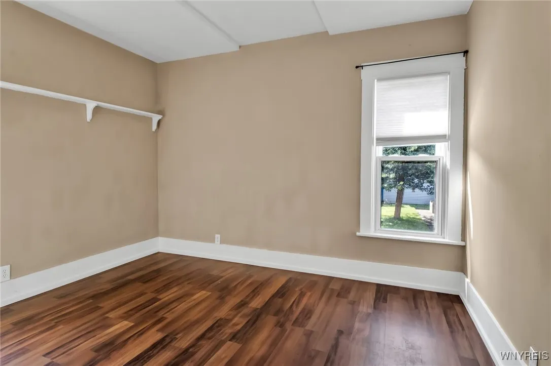 82 Rutland Street, Buffalo, New York 14220, Buffalo, New York 14220, 6 Bedrooms Bedrooms, ,2 BathroomsBathrooms,Residential,For Sale,82 Rutland Street, Buffalo, New York 14220,B1623015
