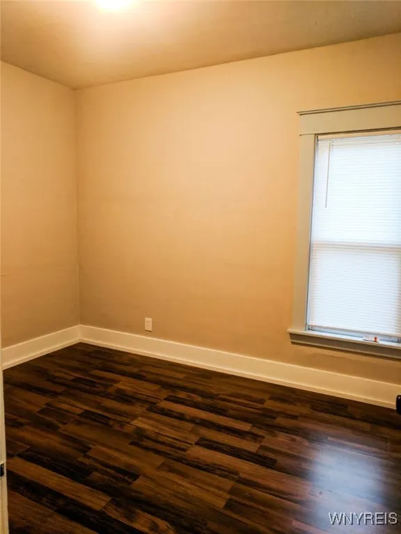 82 Rutland Street, Buffalo, New York 14220, Buffalo, New York 14220, 6 Bedrooms Bedrooms, ,2 BathroomsBathrooms,Residential,For Sale,82 Rutland Street, Buffalo, New York 14220,B1623015