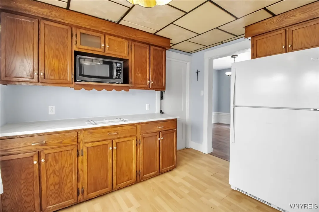 82 Rutland Street, Buffalo, New York 14220, Buffalo, New York 14220, 6 Bedrooms Bedrooms, ,2 BathroomsBathrooms,Residential,For Sale,82 Rutland Street, Buffalo, New York 14220,B1623015