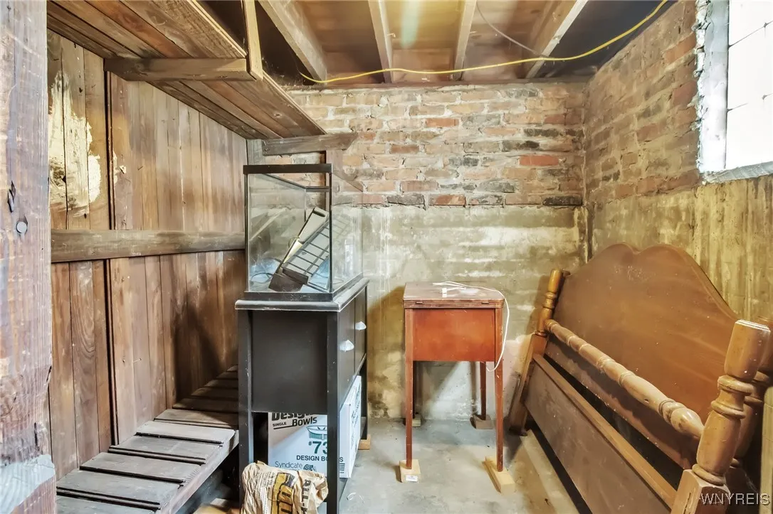82 Rutland Street, Buffalo, New York 14220, Buffalo, New York 14220, 6 Bedrooms Bedrooms, ,2 BathroomsBathrooms,Residential,For Sale,82 Rutland Street, Buffalo, New York 14220,B1623015