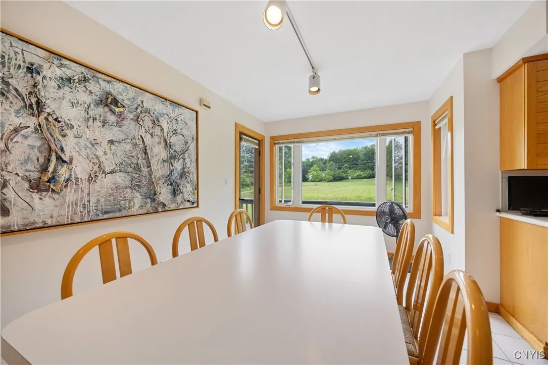 6925 Woodchuck Hill Road, Dewitt, New York 13066, De Witt, New York 13066, 5 Bedrooms Bedrooms, 12 Rooms Rooms,3 BathroomsBathrooms,Residential,For Sale,6925 Woodchuck Hill Road, Dewitt, New York 13066,S1622476