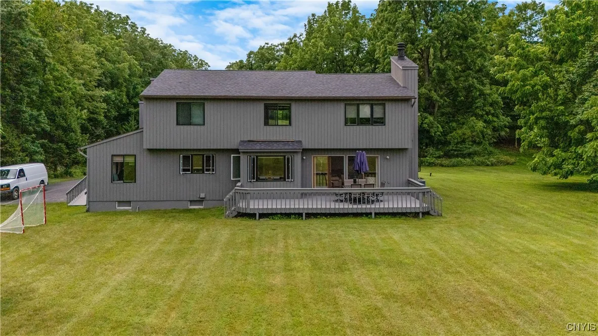 6925 Woodchuck Hill Road, Dewitt, New York 13066, De Witt, New York 13066, 5 Bedrooms Bedrooms, 12 Rooms Rooms,3 BathroomsBathrooms,Residential,For Sale,6925 Woodchuck Hill Road, Dewitt, New York 13066,S1622476