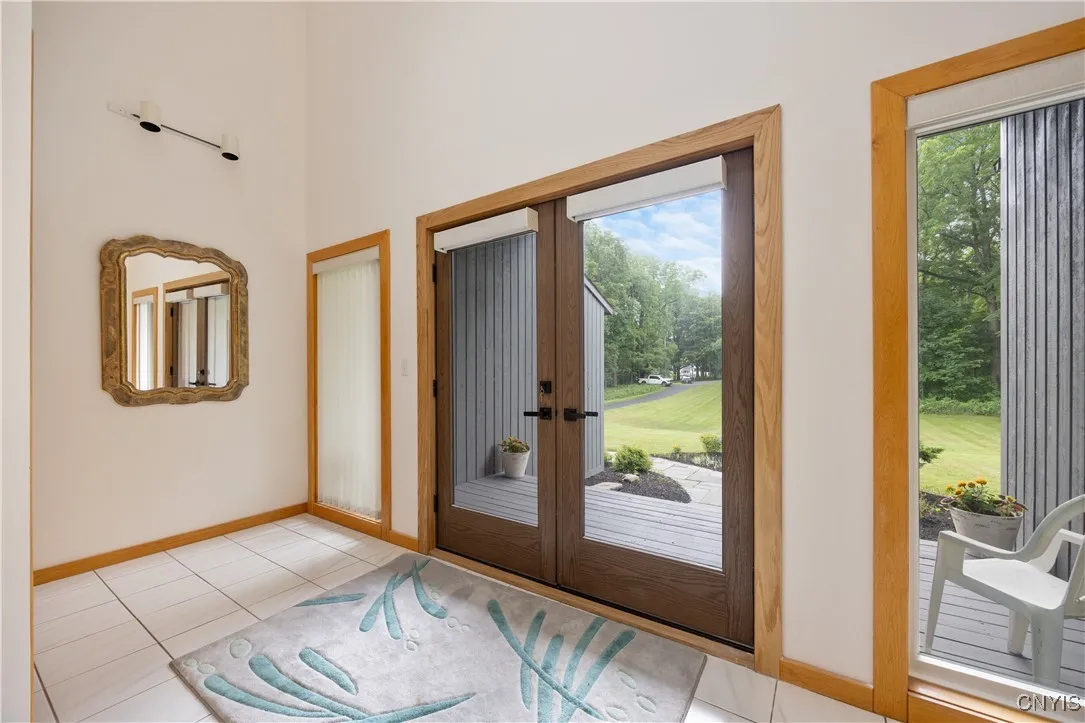 6925 Woodchuck Hill Road, Dewitt, New York 13066, De Witt, New York 13066, 5 Bedrooms Bedrooms, 12 Rooms Rooms,3 BathroomsBathrooms,Residential,For Sale,6925 Woodchuck Hill Road, Dewitt, New York 13066,S1622476