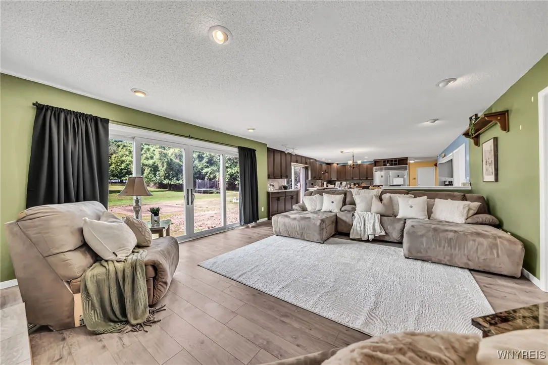 68 Rolling Woods Lane S, West Seneca, New York 142, West Seneca, New York 14224, 5 Bedrooms Bedrooms, 9 Rooms Rooms,2 BathroomsBathrooms,Residential,Closed,68 Rolling Woods Lane S, West Seneca, New York 142,0,B1623131