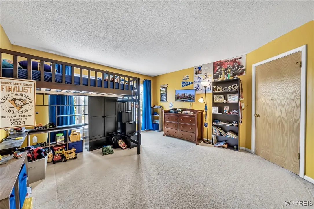 68 Rolling Woods Lane S, West Seneca, New York 142, West Seneca, New York 14224, 5 Bedrooms Bedrooms, 9 Rooms Rooms,2 BathroomsBathrooms,Residential,Closed,68 Rolling Woods Lane S, West Seneca, New York 142,0,B1623131